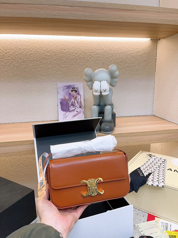 Luxurious Totes - CLE2 Bags - 001