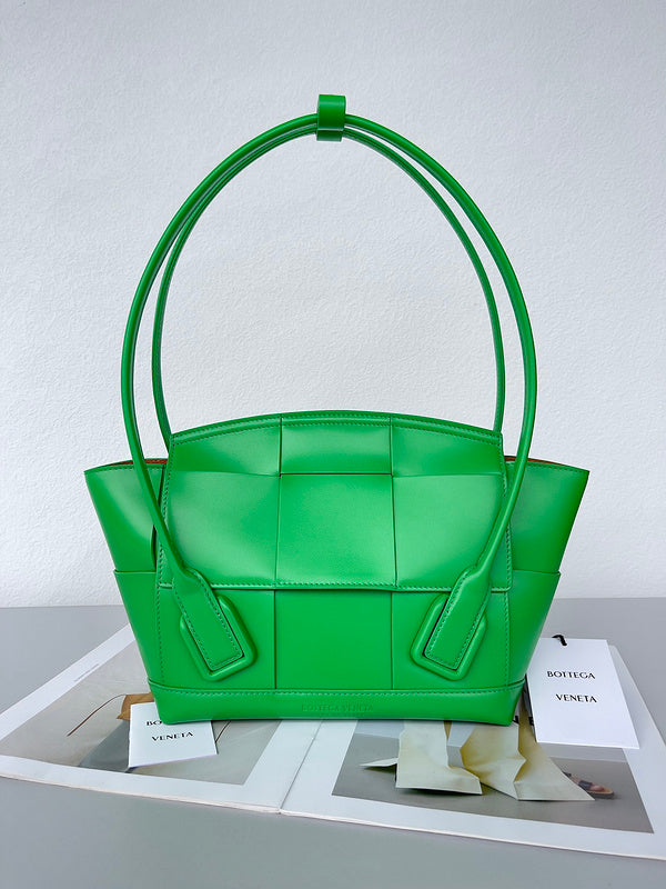 Luxurious Totes - Latest - 6936