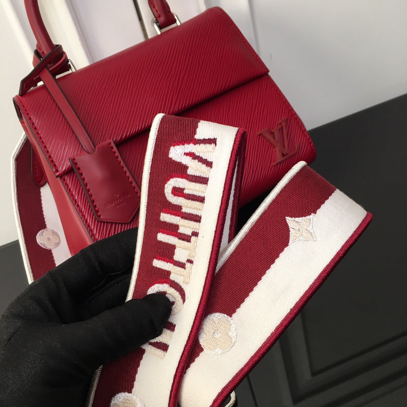 LOV - Luxurious Totes - 741