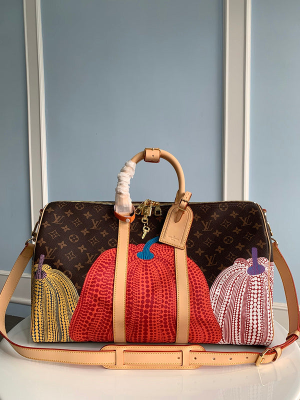 LOV - Luxurious Totes - 355