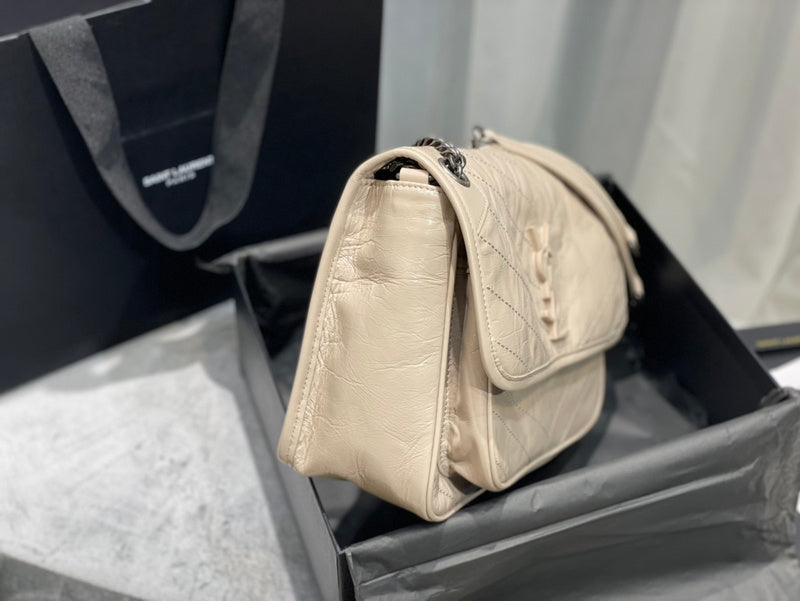 Luxurious Totes - Latest - 8556