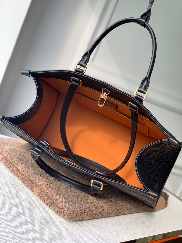 LOV - Luxurious Totes - 2631