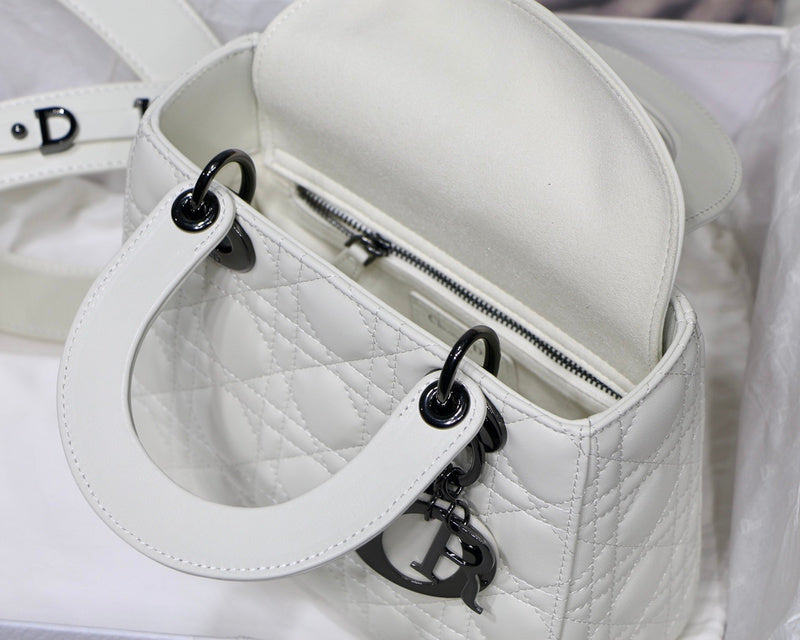 Luxurious Totes - Latest - 6472