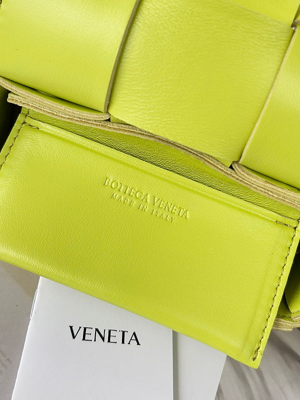 Luxurious Totes - Latest - 6945