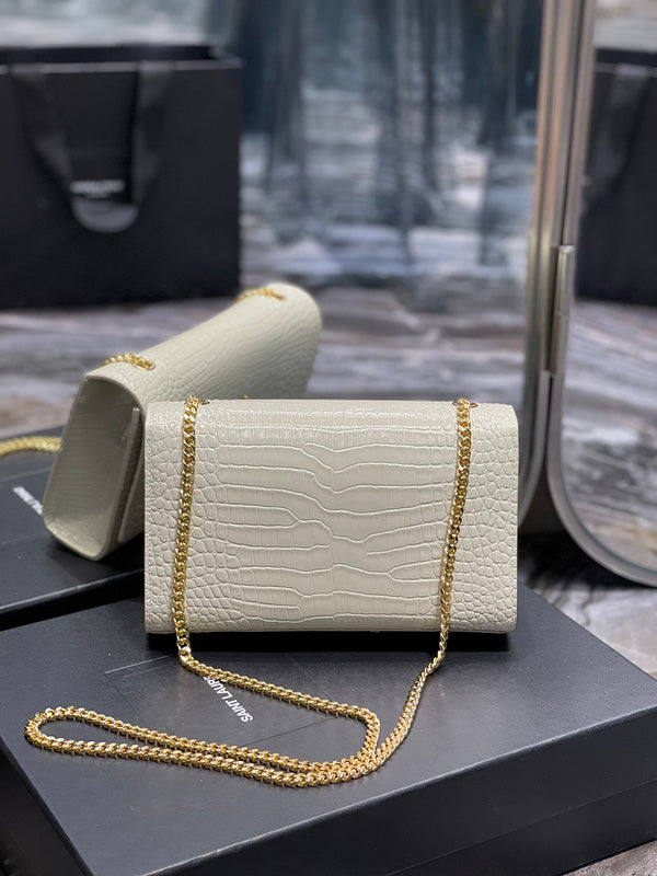Luxurious Totes - Latest - 8453