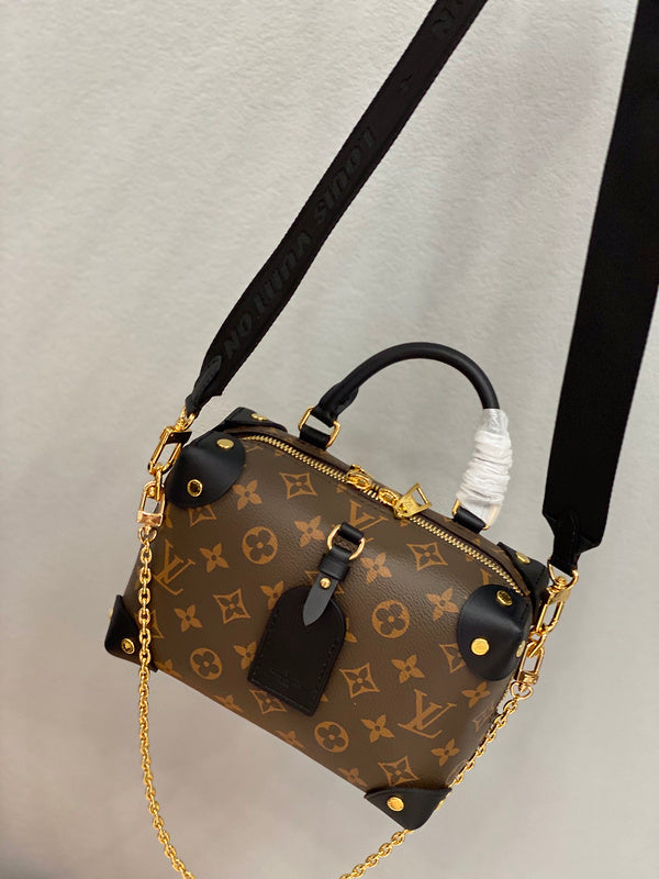 LOV - Luxurious Totes - 2564