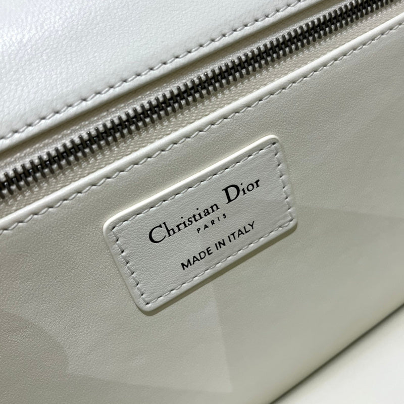 Luxurious Totes - Latest - 6200