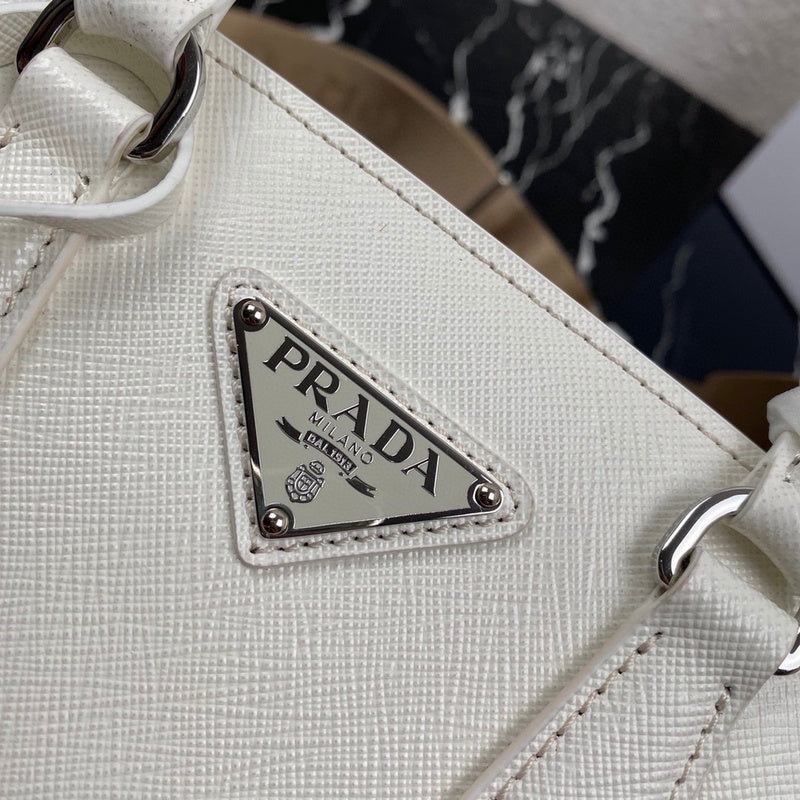 PDA2 Bags - Luxurious Bags  095