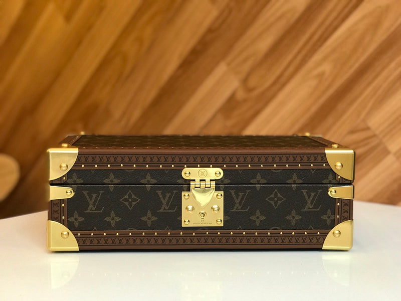 LOV - Luxurious Totes - 850