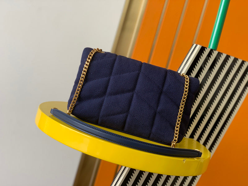 Luxurious Totes - Latest - 8153