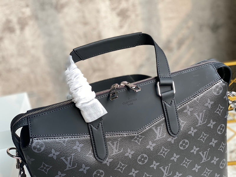 LOV - Luxurious Totes - 2033
