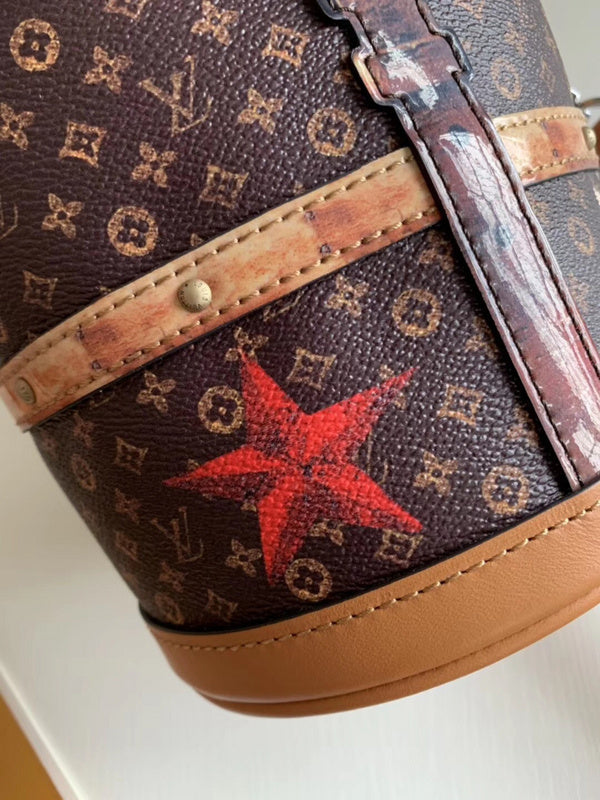 Luxurious Totes - Latest - 2401