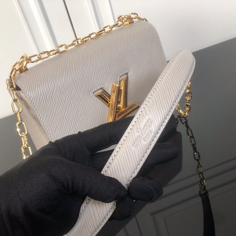 LOV - Luxurious Totes - 738