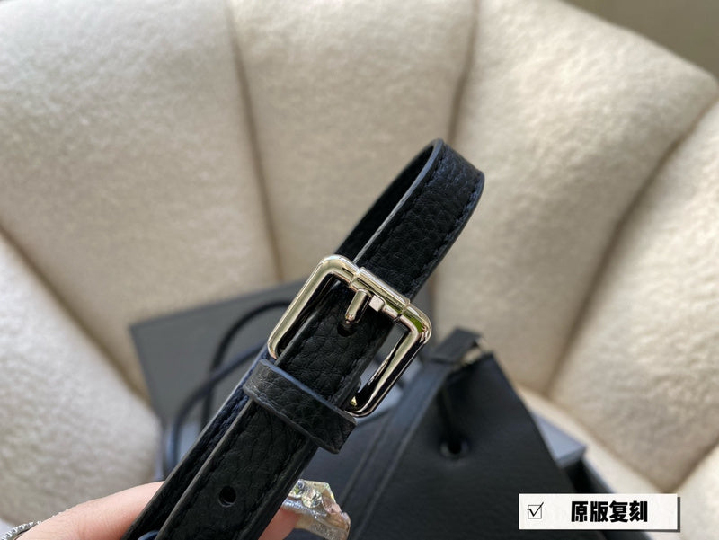 Luxurious Totes - BGA2 Bags - 002