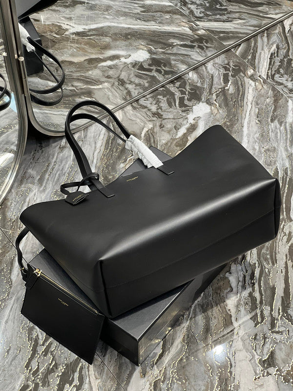 Luxurious Totes - Latest - 8241