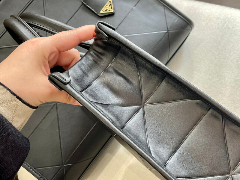 Luxurious Totes - PDA3 Bags - 175