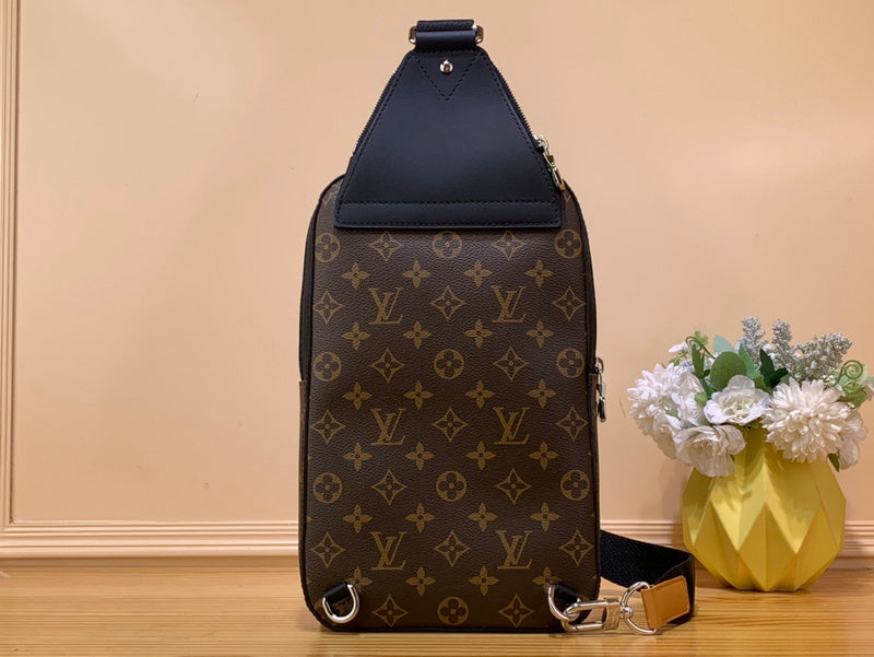 LOV - Luxurious Totes - 057