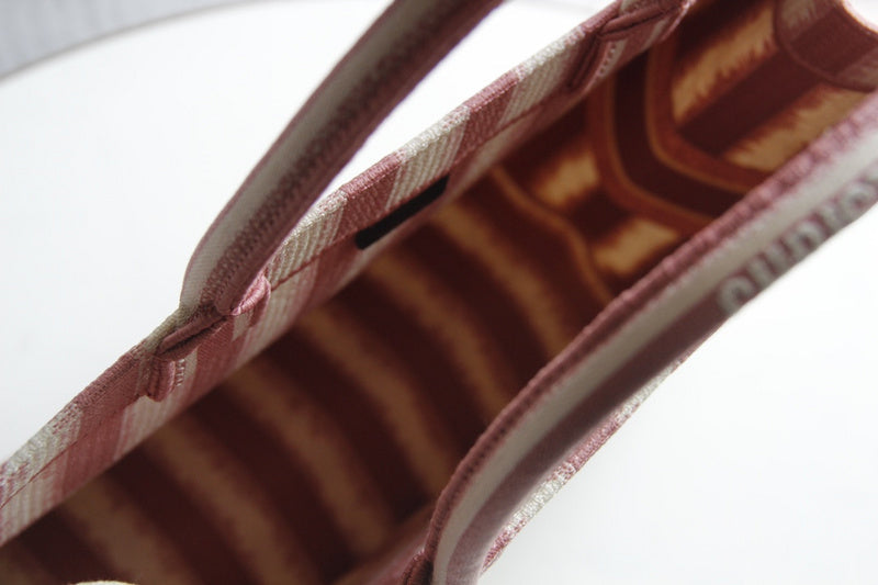 Luxurious Totes - Latest - 6528