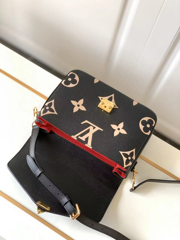 LOV - Luxurious Totes - 1300