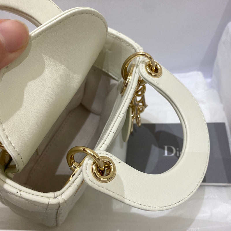 Luxurious Totes - Latest - 6396