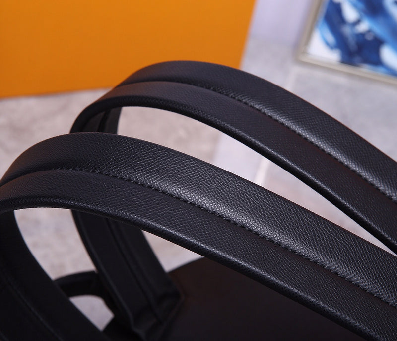 LOV - Luxurious Totes - 2186
