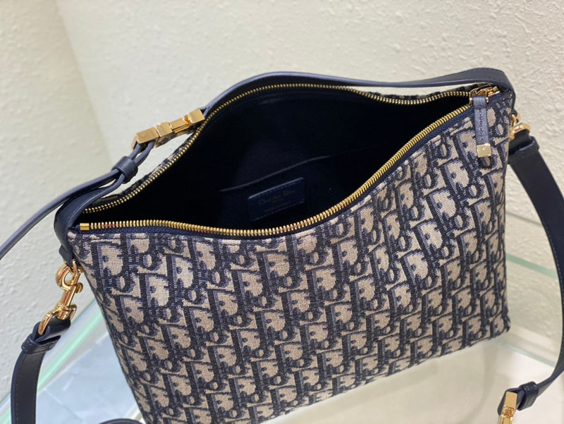 Luxurious Totes - Latest - 6412