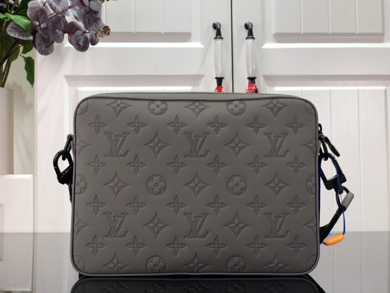 LOV - Luxurious Totes - 1773