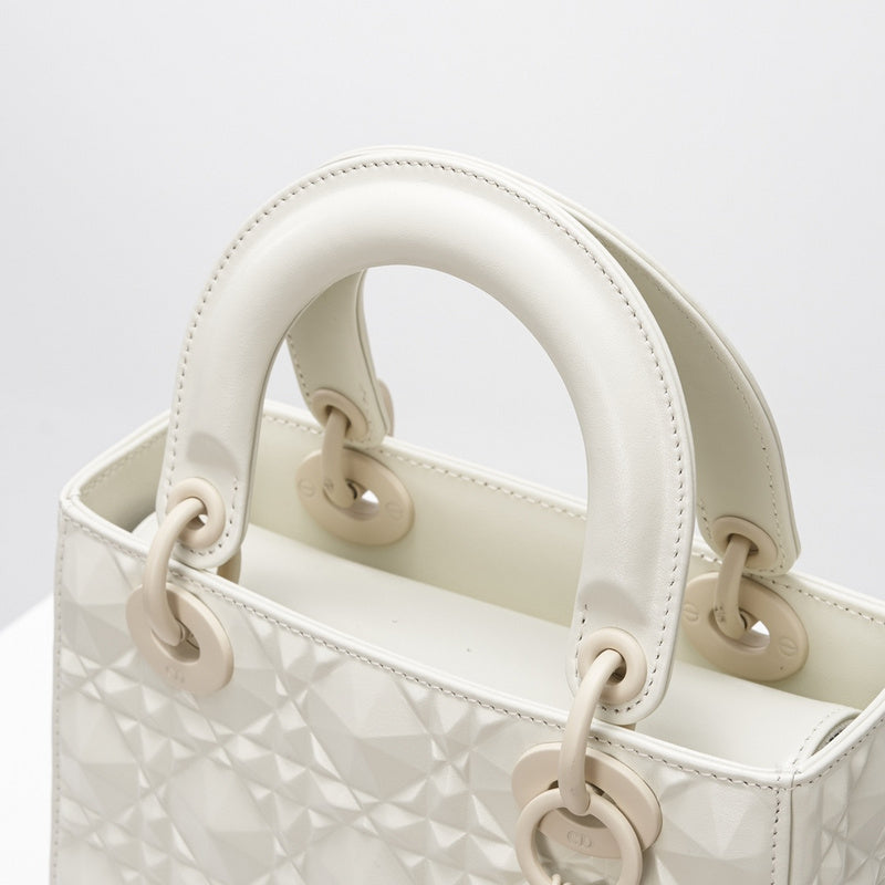 Luxurious Totes - Latest - 6488