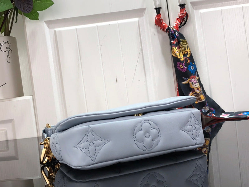 LOV - Luxurious Totes - 1590