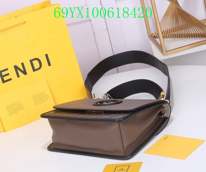 GC - Shoulder - 2989