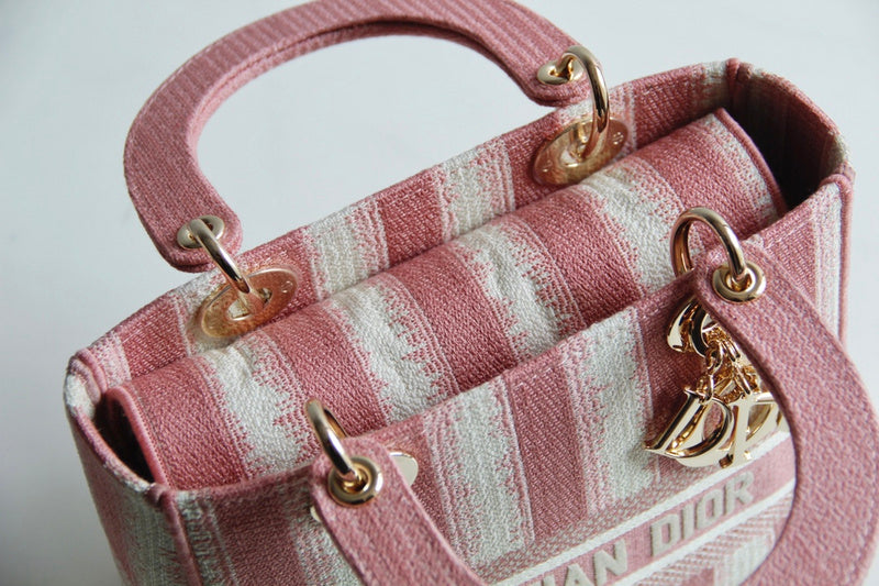 Luxurious Totes - Latest - 6524