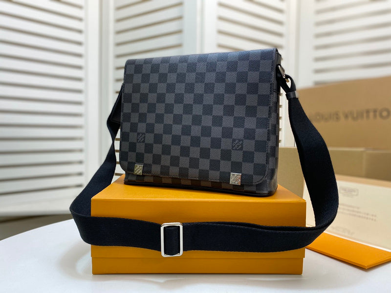LOV - Luxurious Totes - 2508