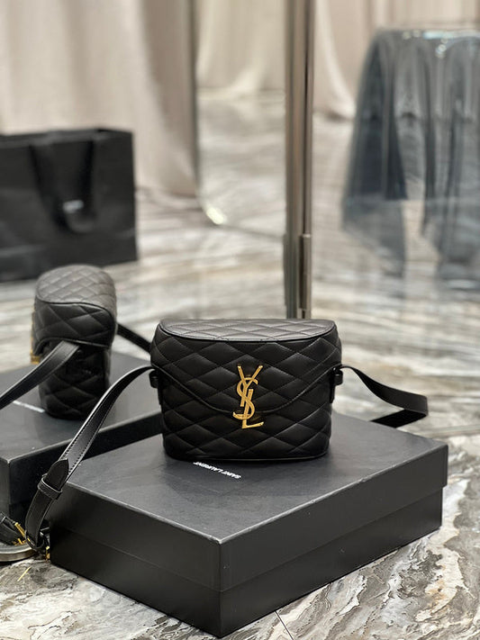 Luxurious Totes - Latest - 7917
