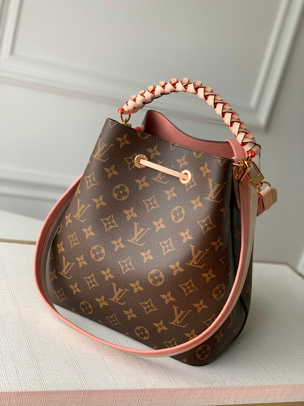 LOV - Luxurious Totes - 2607
