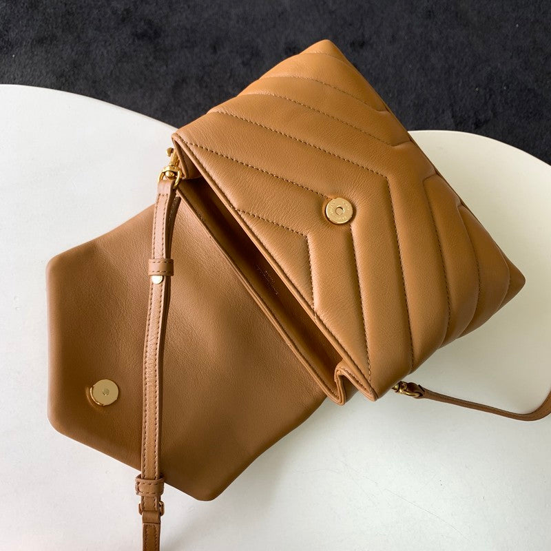 Luxurious Totes - Latest - 8135