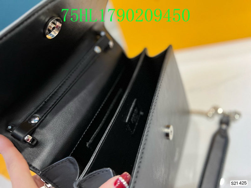 GC - Shoulder - 2695
