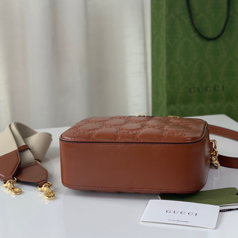 GUI - Luxurious Totes - 906
