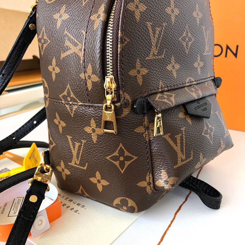 LOV - Luxurious Totes - 2521