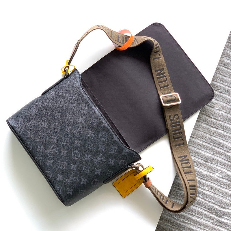 Luxurious Totes - Latest - 1794