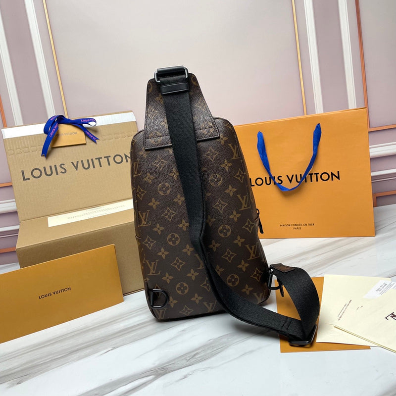LOV - Luxurious Totes - 2320