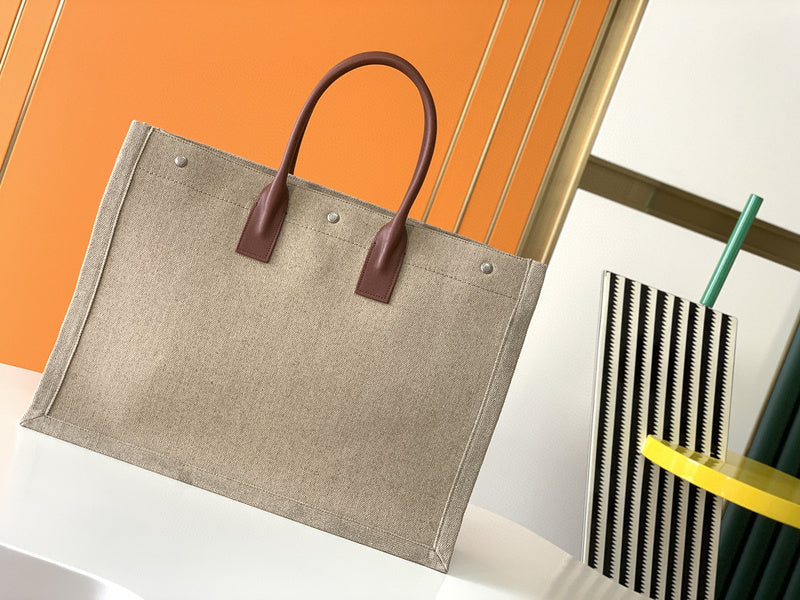 Luxurious Totes - Latest - 8820