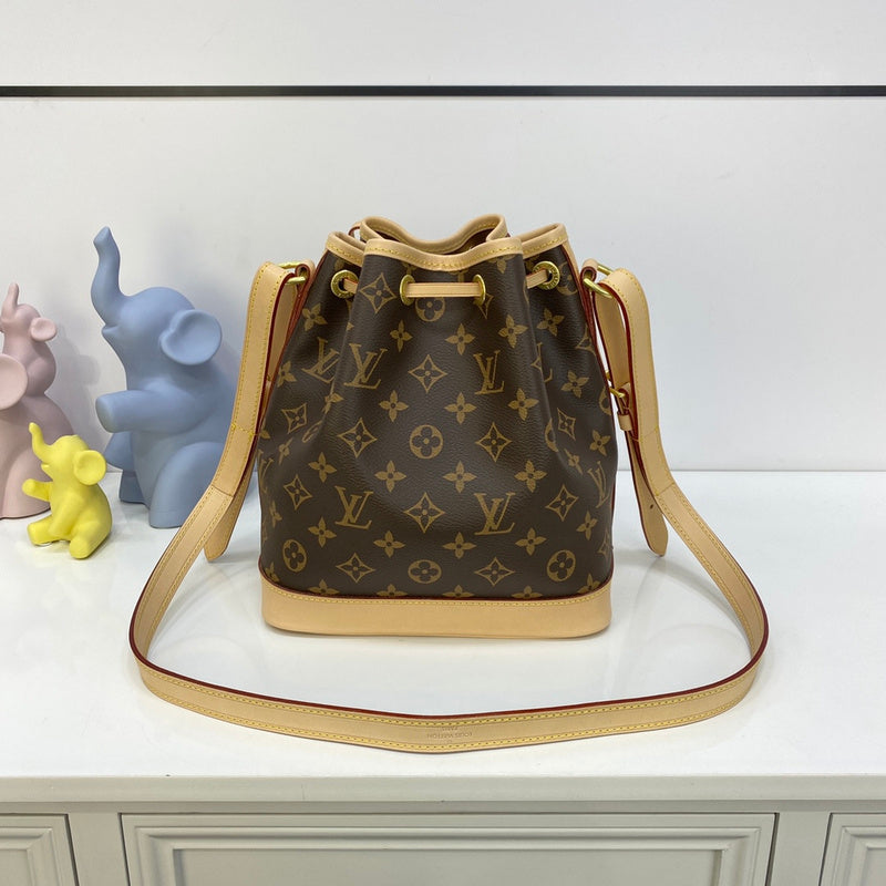 LOV - Luxurious Totes - 1752