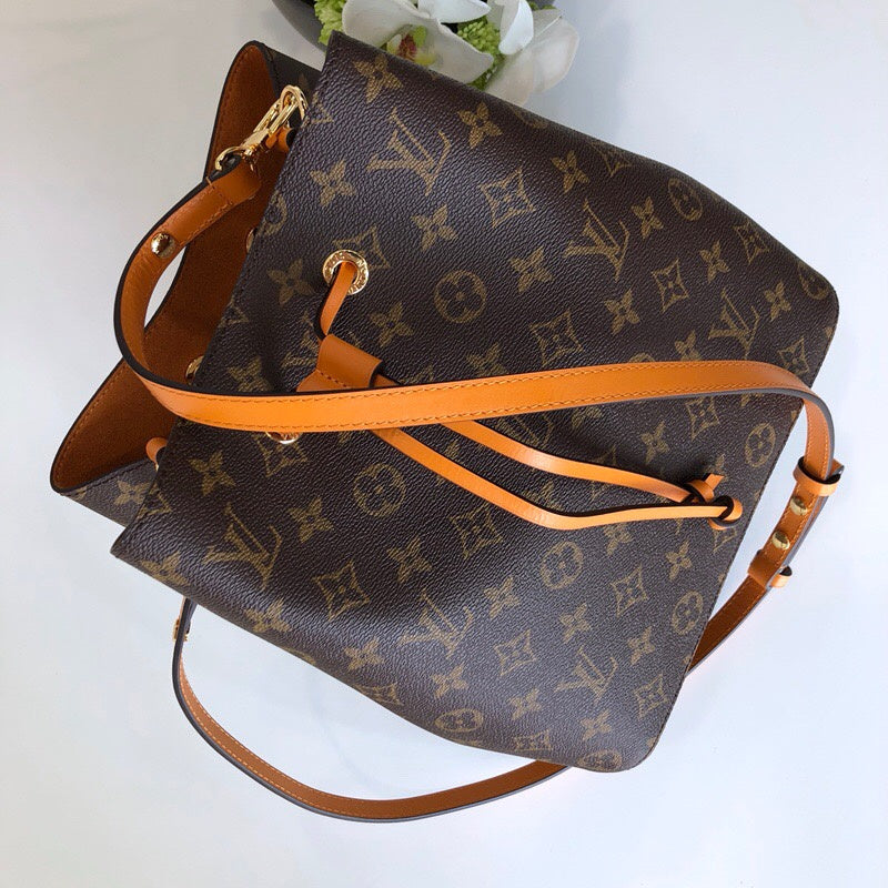 Luxurious Totes - Latest - 9735