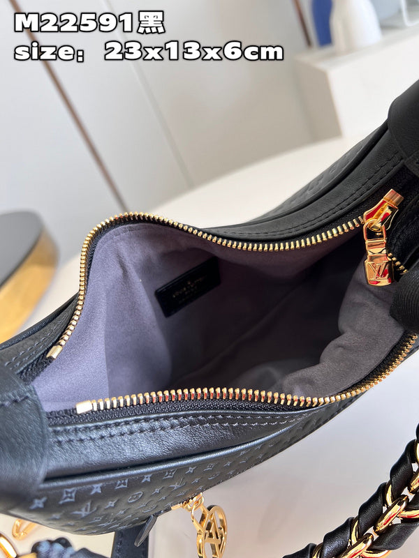 LOV - Luxurious Totes - 639