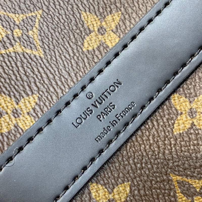 Luxurious Totes - Latest - 1932