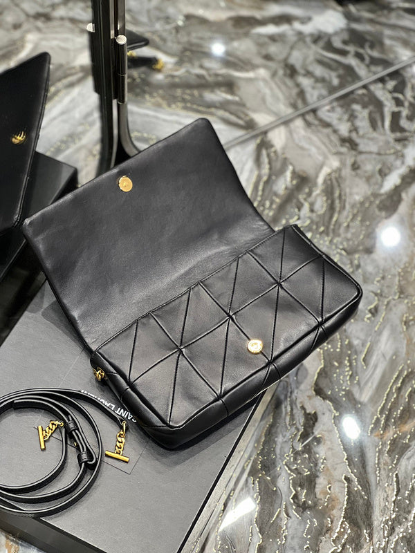 Luxurious Totes - Latest - 8508