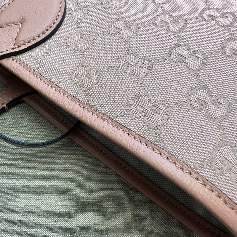 GUI - Luxurious Totes - 157