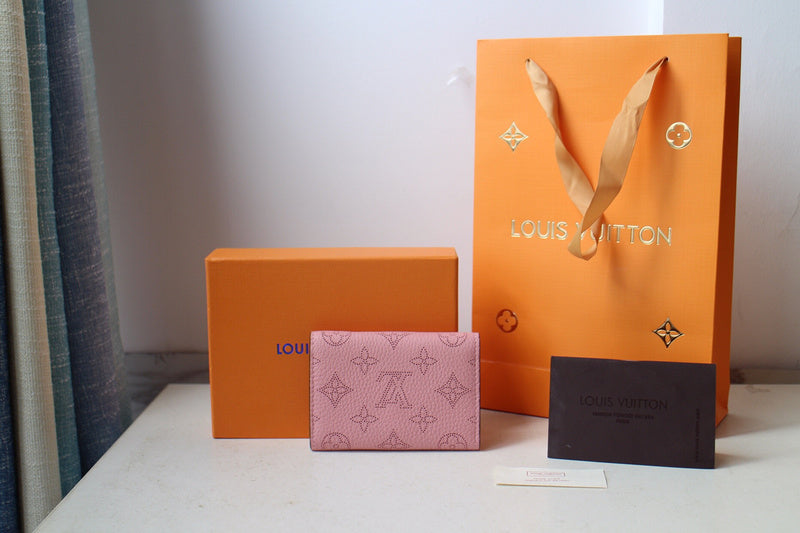 Luxurious Totes - Latest - 885