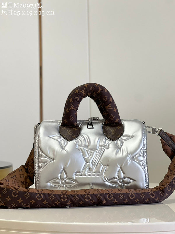 LOV - Luxurious Totes - 959