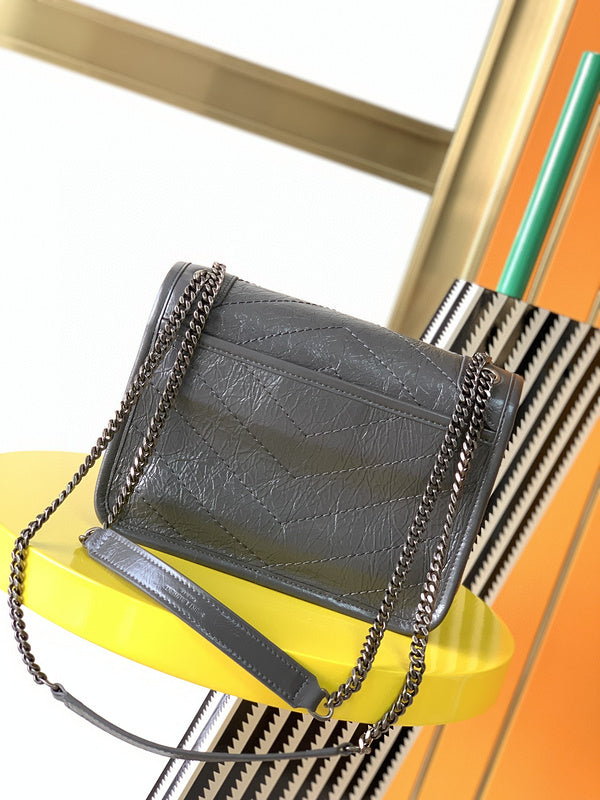 Luxurious Totes - Latest - 8887